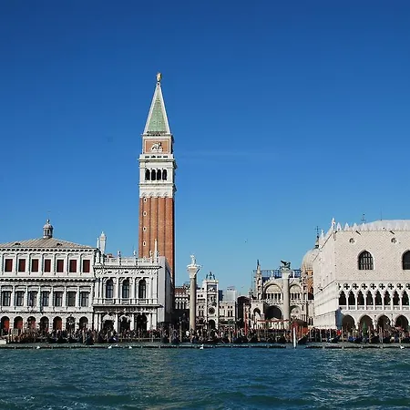 Sanmarco70Steps Apartman Velence
